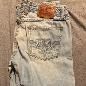 Like new Lucky Brand jeans.